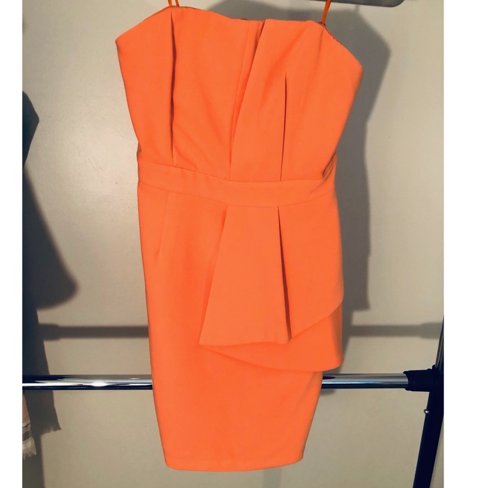 Adelyn Rae peach mini dress